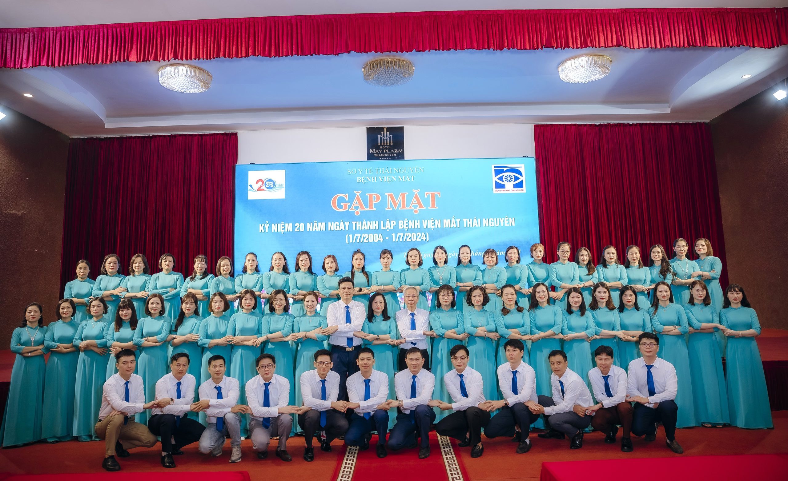Hình 2